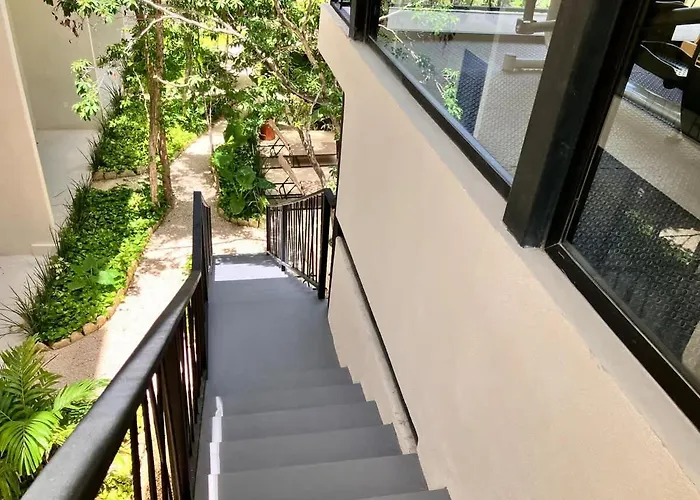 Groups For 8 Guest With 2 Bedrooms Balcony Common Pool Gym Yoga And Mini Market Ximbal *