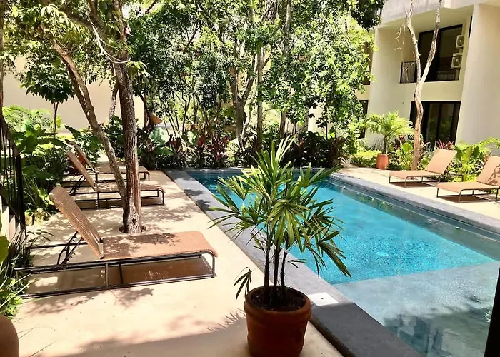 Groups For 8 Guest With 2 Bedrooms Balcony Common Pool Gym Yoga And Mini Market Ximbal Holiday home *