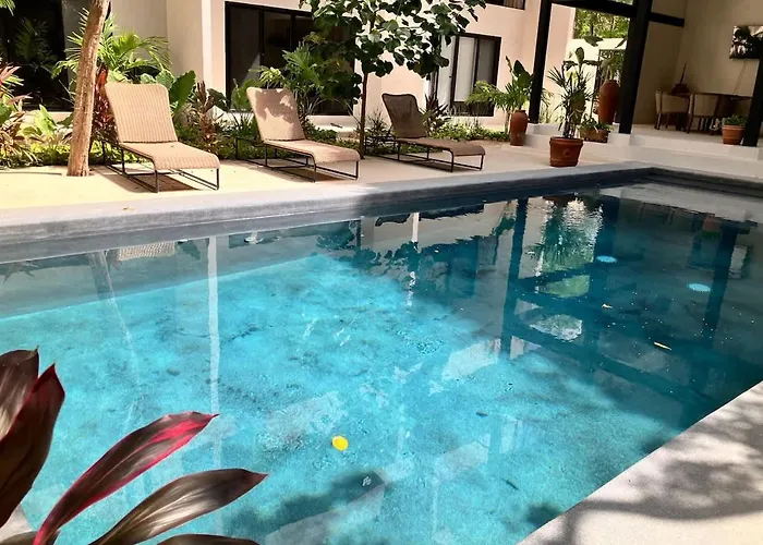 Groups For 8 Guest With 2 Bedrooms Balcony Common Pool Gym Yoga And Mini Market Ximbal Holiday home *